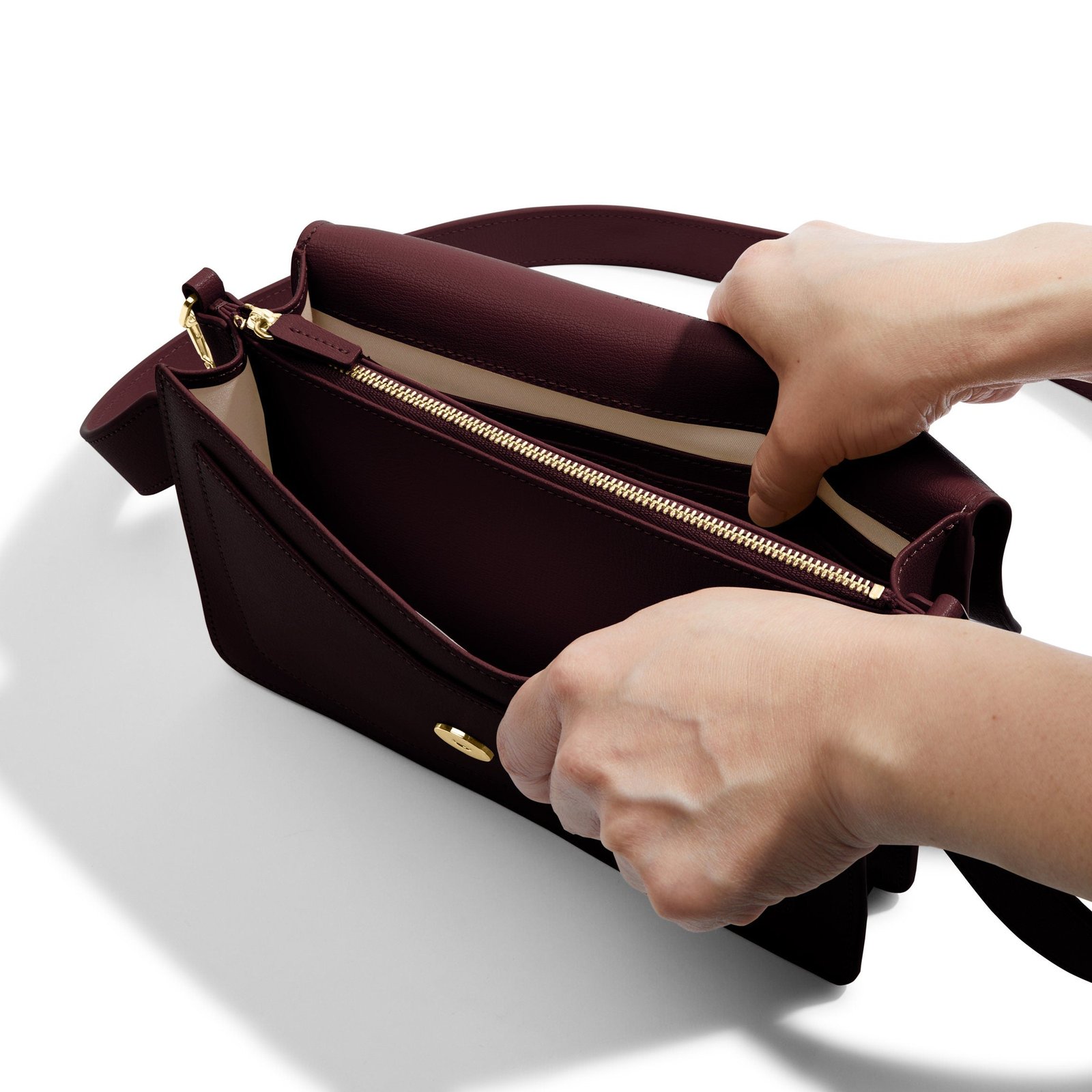 Medium Willow Envelope Bag Oxblood - Image 4